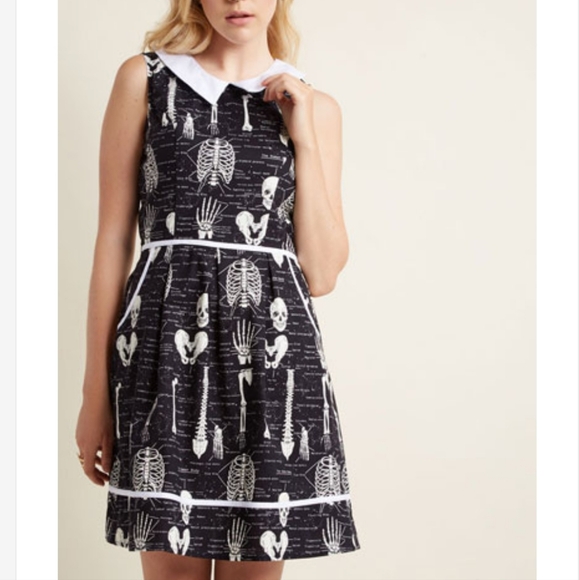 Folter ModCloth Rad To The Bone A-line Dress Size Medium Skeletons Black White - Picture 1 of 14